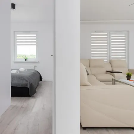 Lägenhet Spacious & Bright Family In By Renters