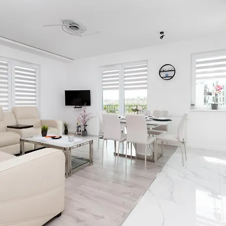 Spacious & Bright Family In By Renters Lägenhet *